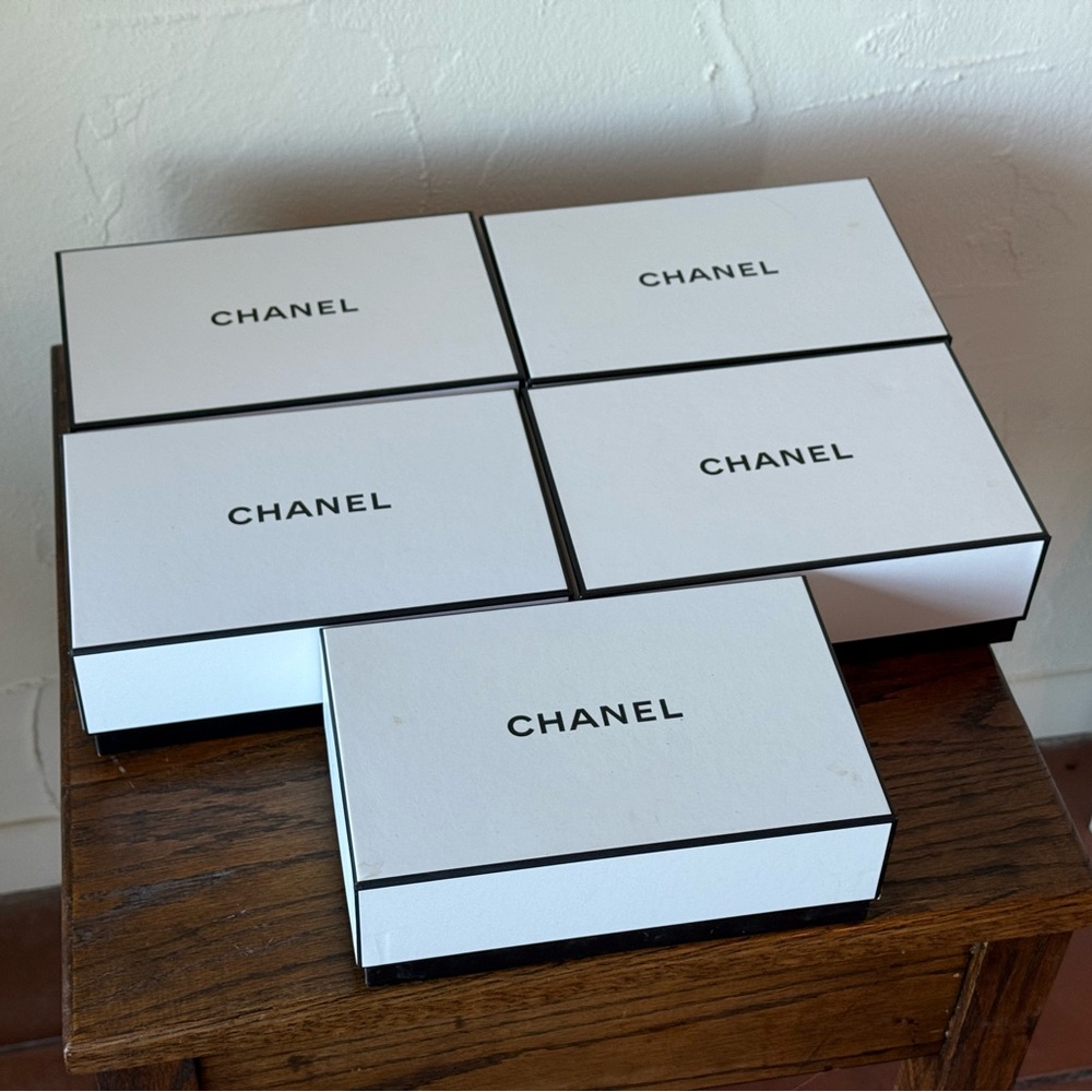 Chanel Elegant White Box Set of 5